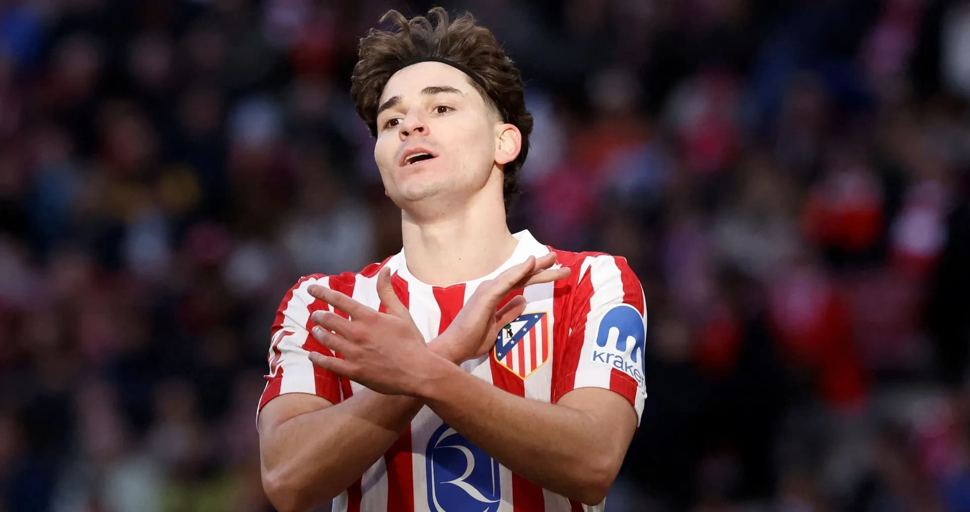 Futbolchi gol urish harakatida, Atlético Madrid formasi