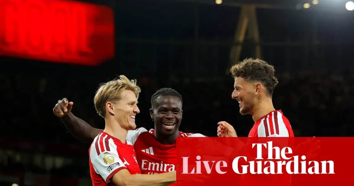 Arsenal players celebrating a goal together