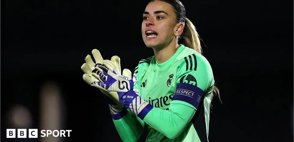 Darvozabon Real Madrid o'yin davomida buyruq berayotgan