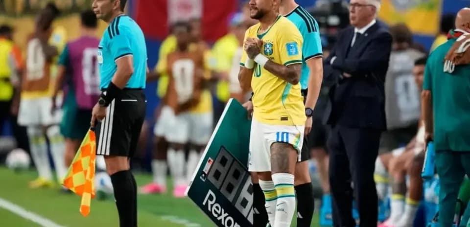 Neymar waiting to enter match during substitution