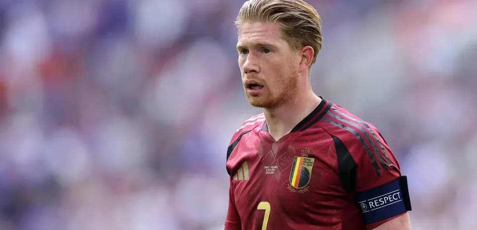 Futbolchi maydonda Belgiya formasi bilan