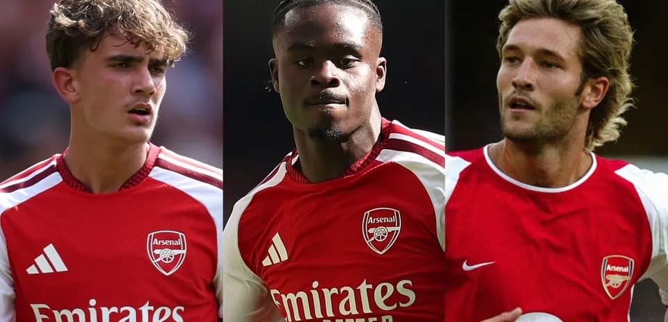 Three Arsenal players posing in team jerseys