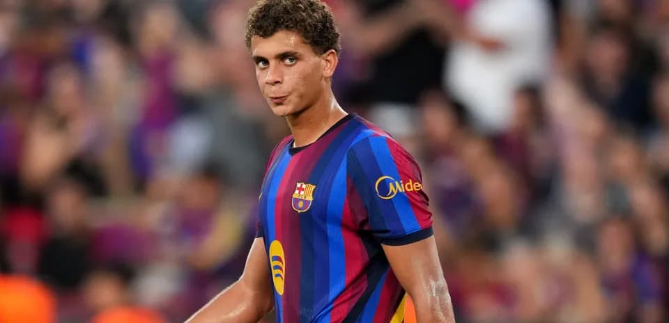 Futbolchi o'yinda, Barcelona formasi kiygan