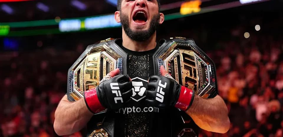 Jang'iy sportchi ikkita UFC chempionlik kamarini ushlab turibdi