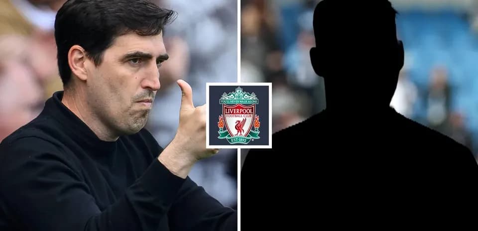 Murabbiy Liverpool futbol klubining logotipi bilan