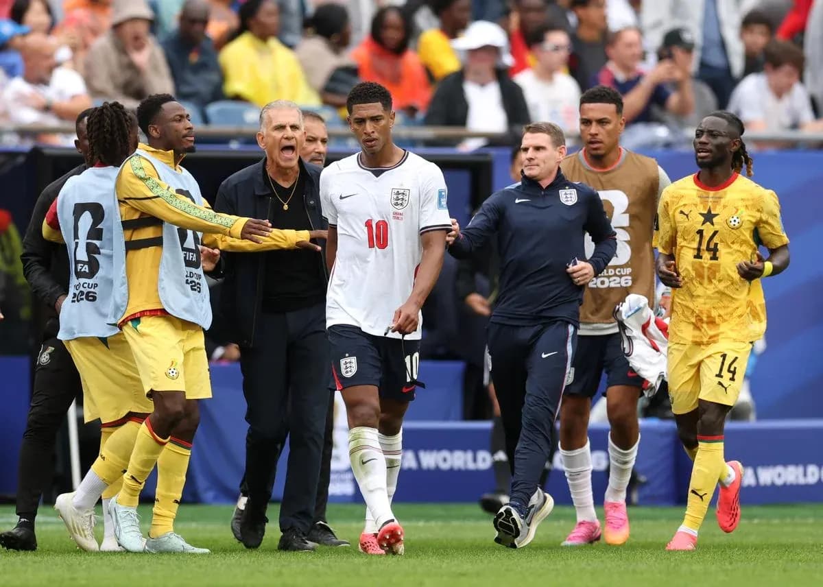 Jude Bellingham leaving the pitch during a match