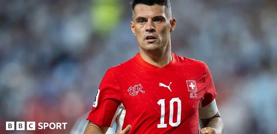 Futbolchi maydonda harakatda, Shveysariya formasida