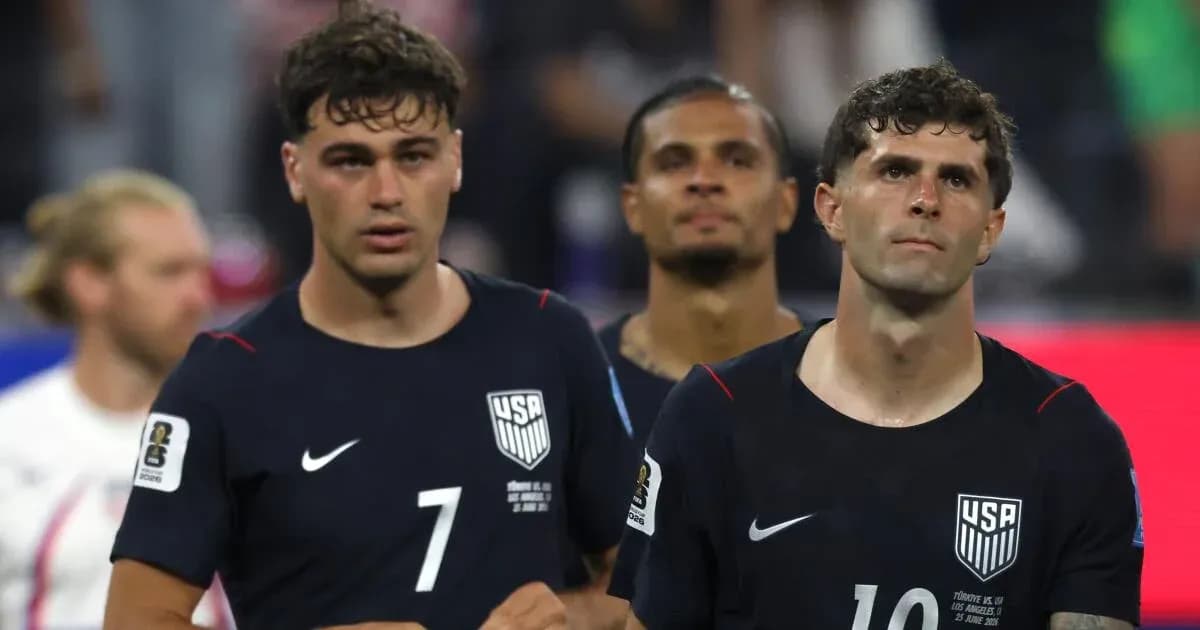 US players walking off the field after match US players walking off the field after match