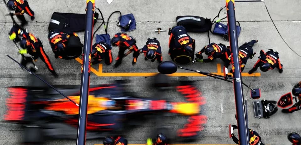 Red Bull Racing pit crew during a tire change