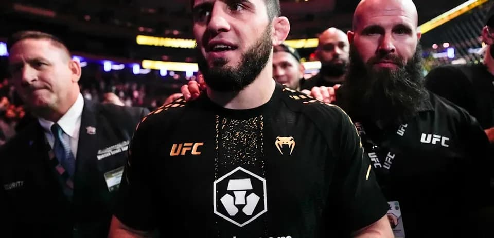 UFC fighter with team preparing for match