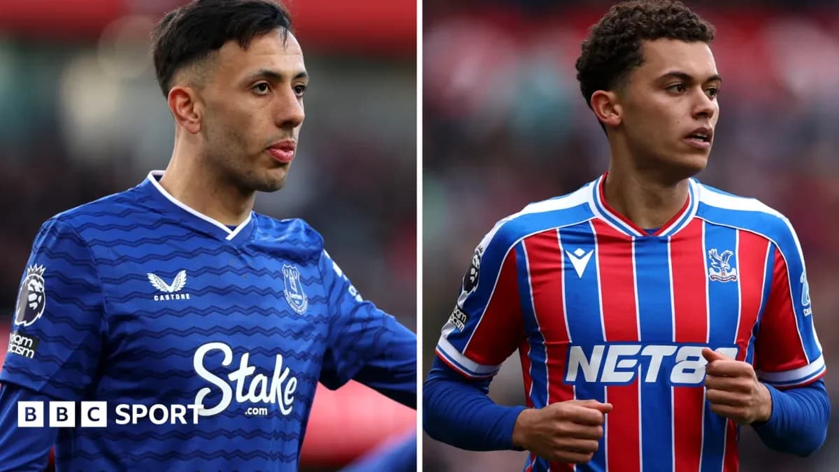 Everton and Crystal Palace players in team jerseys