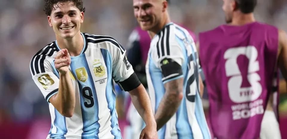 Argentinian player celebrating after scoring a goal