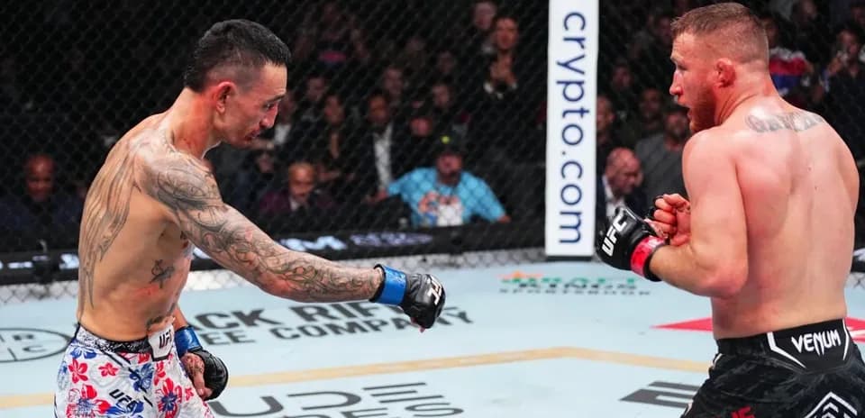 Max Holloway and Justin Gaethje in UFC fight