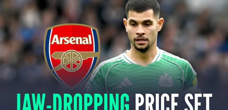 Goalkeeper in green kit with Arsenal logo background