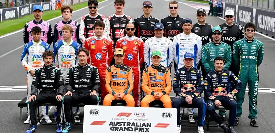 Formula 1 drivers posing before Australian Grand Prix