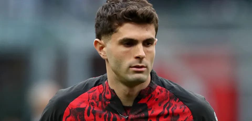 Futbolchi maydonida, AC Milan formasi bilan