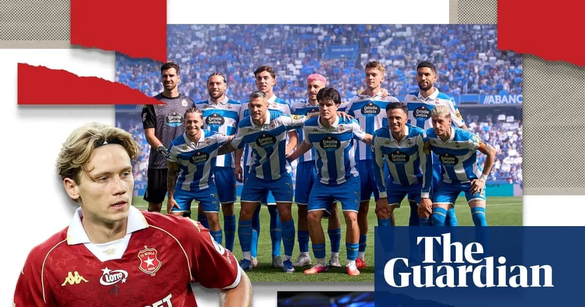Deportivo La Coruña team posing for group photo
