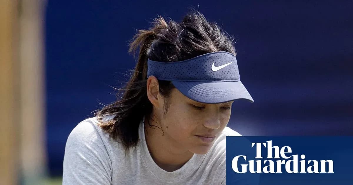Tennis player wearing visor during training session