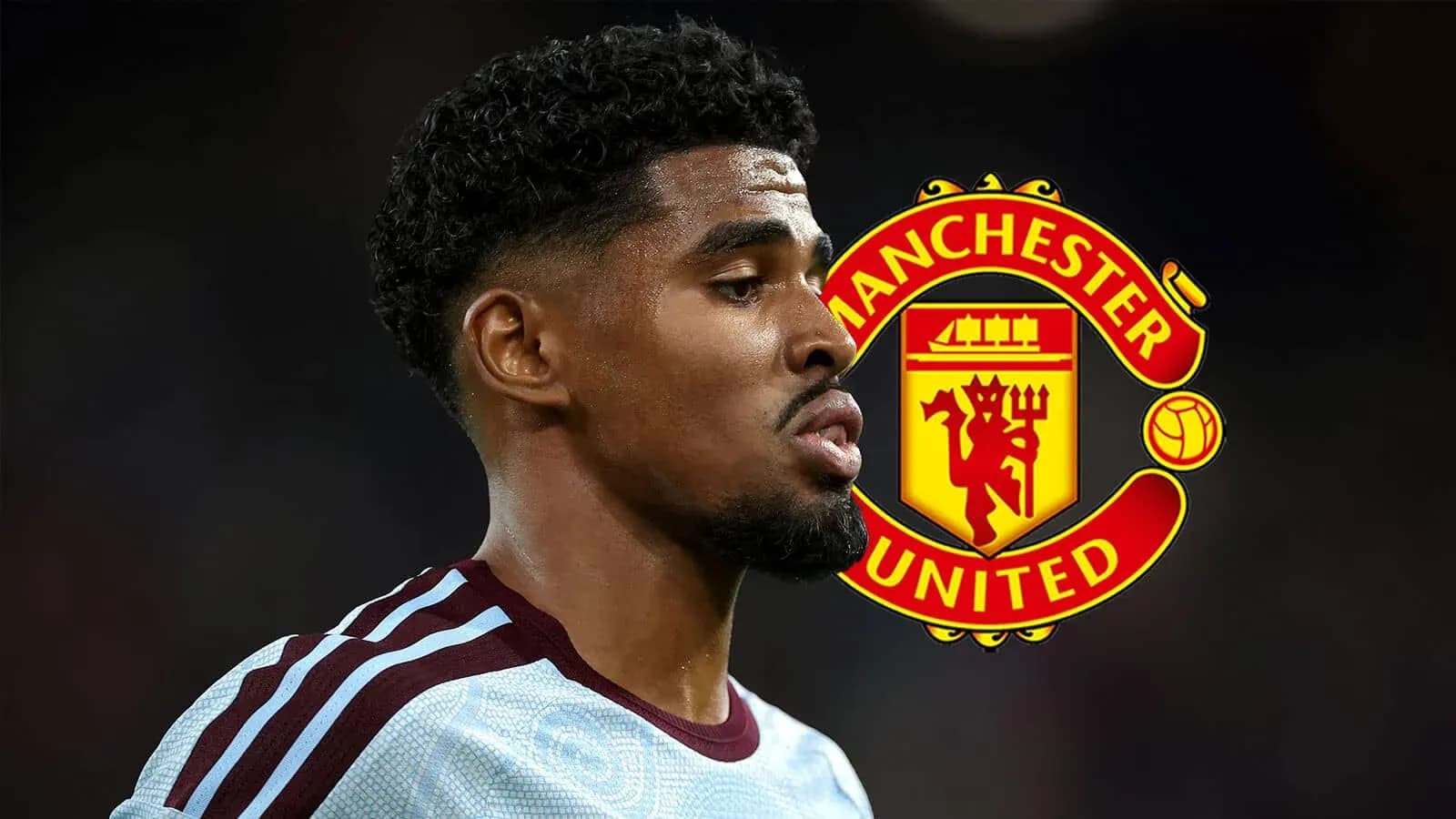 Futbolchi Manchester United logosi oldida Futbolchi Manchester United logosi oldida