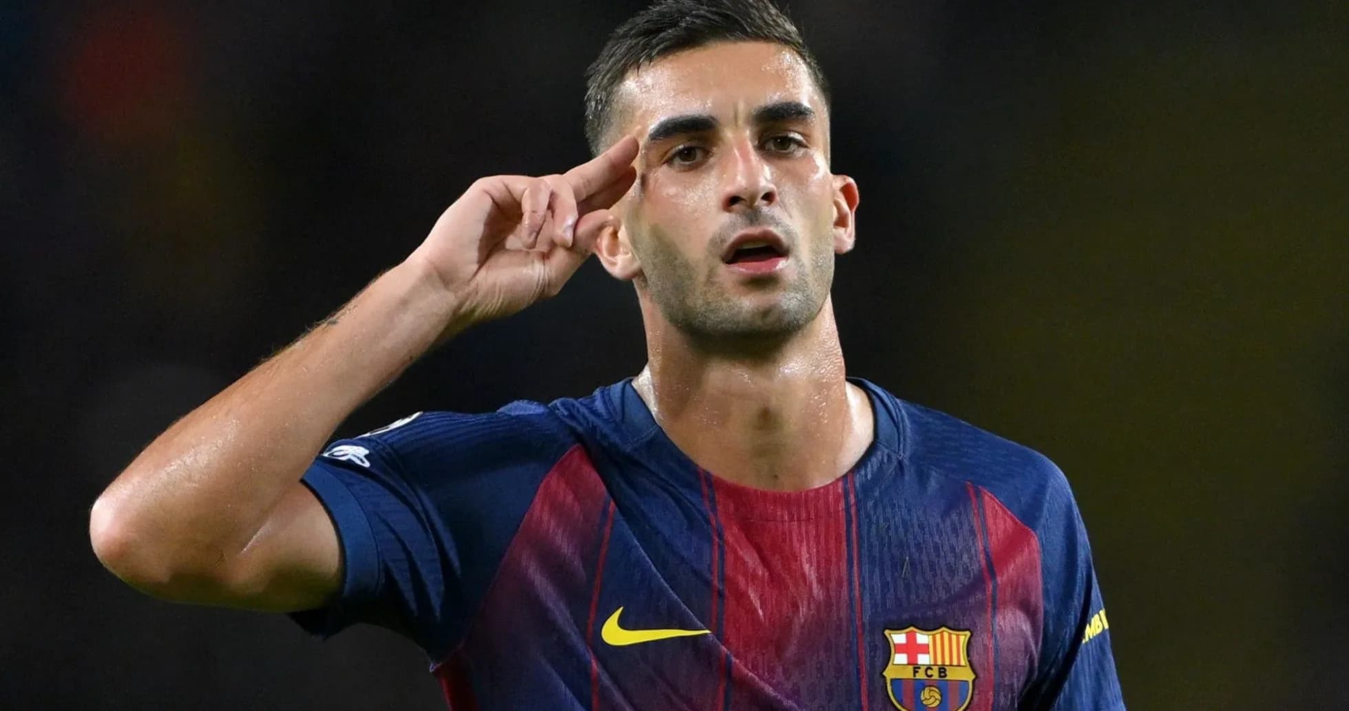 Futbolchi gol urganidan so'ng harakatda Futbolchi gol urganidan so'ng harakatda