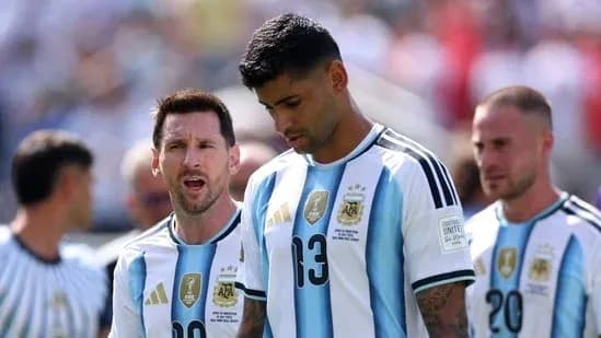 Argentina players discussing on the field during match Argentina players discussing on the field during match