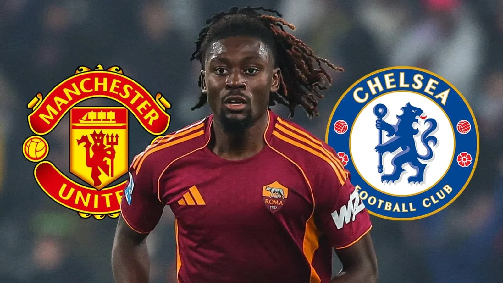 Futbolchi Roma formasi bilan maydonda harakatda Futbolchi Roma formasi bilan maydonda harakatda