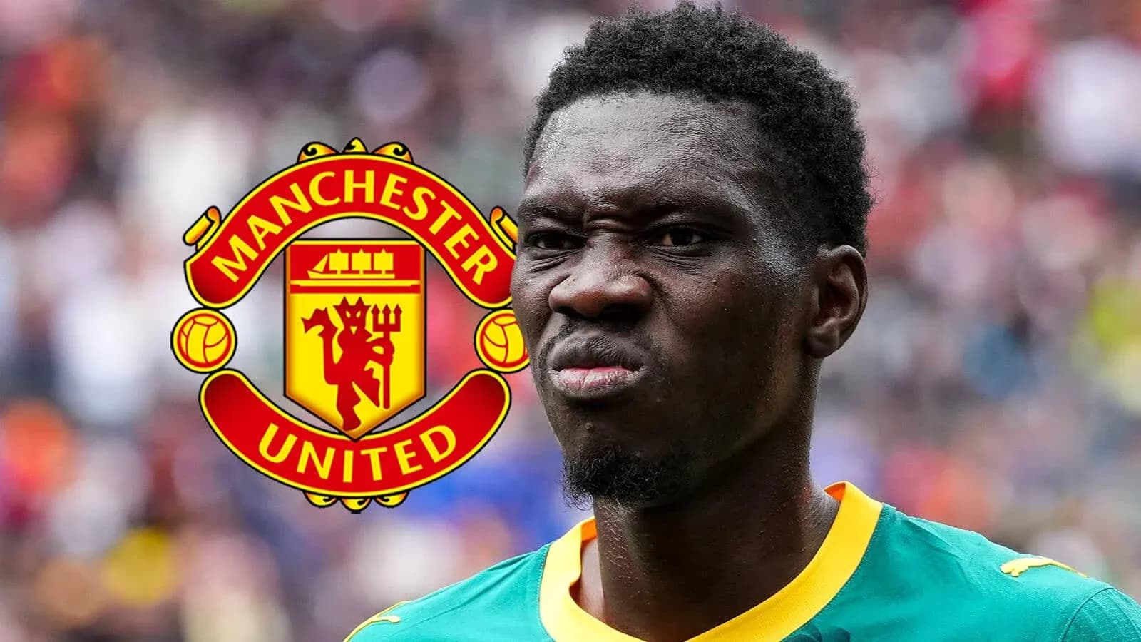 Futbolchi Manchester United logosi oldida Futbolchi Manchester United logosi oldida