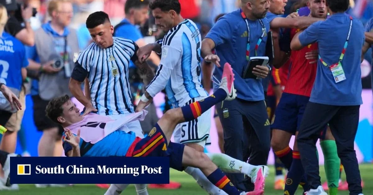 Players from Argentina and Spain in a heated altercation Players from Argentina and Spain in a heated altercation