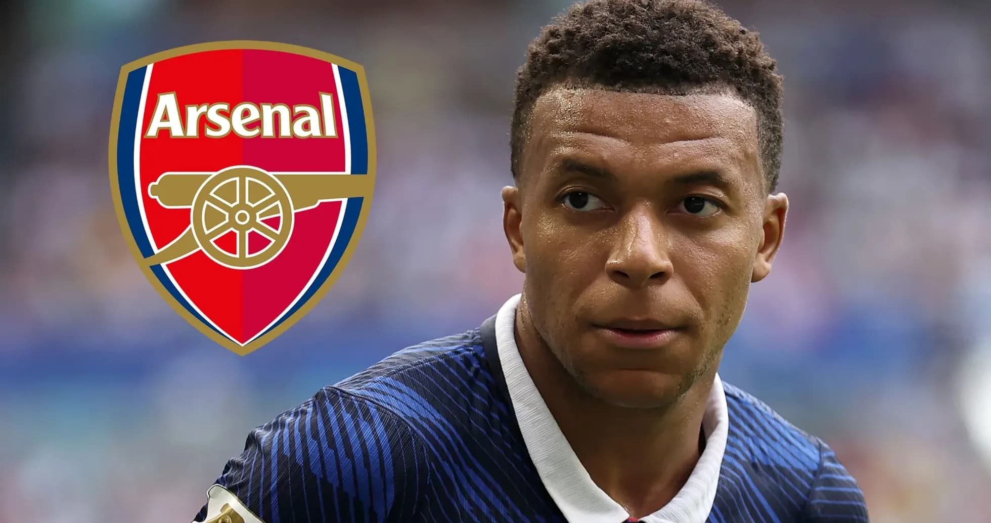 Futbolchi Kylian Mbappé Arsenal logosi bilan Futbolchi Kylian Mbappé Arsenal logosi bilan