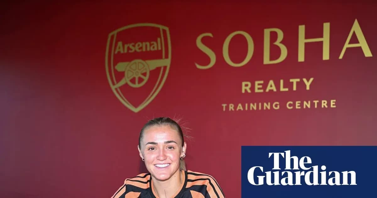 Futbolchi Arsenal trening markazida kulayotgan Futbolchi Arsenal trening markazida kulayotgan