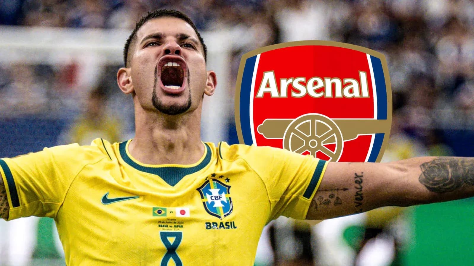 Futbolchi Braziliya terma jamoasi formasida nishonlayapti Futbolchi Braziliya terma jamoasi formasida nishonlayapti
