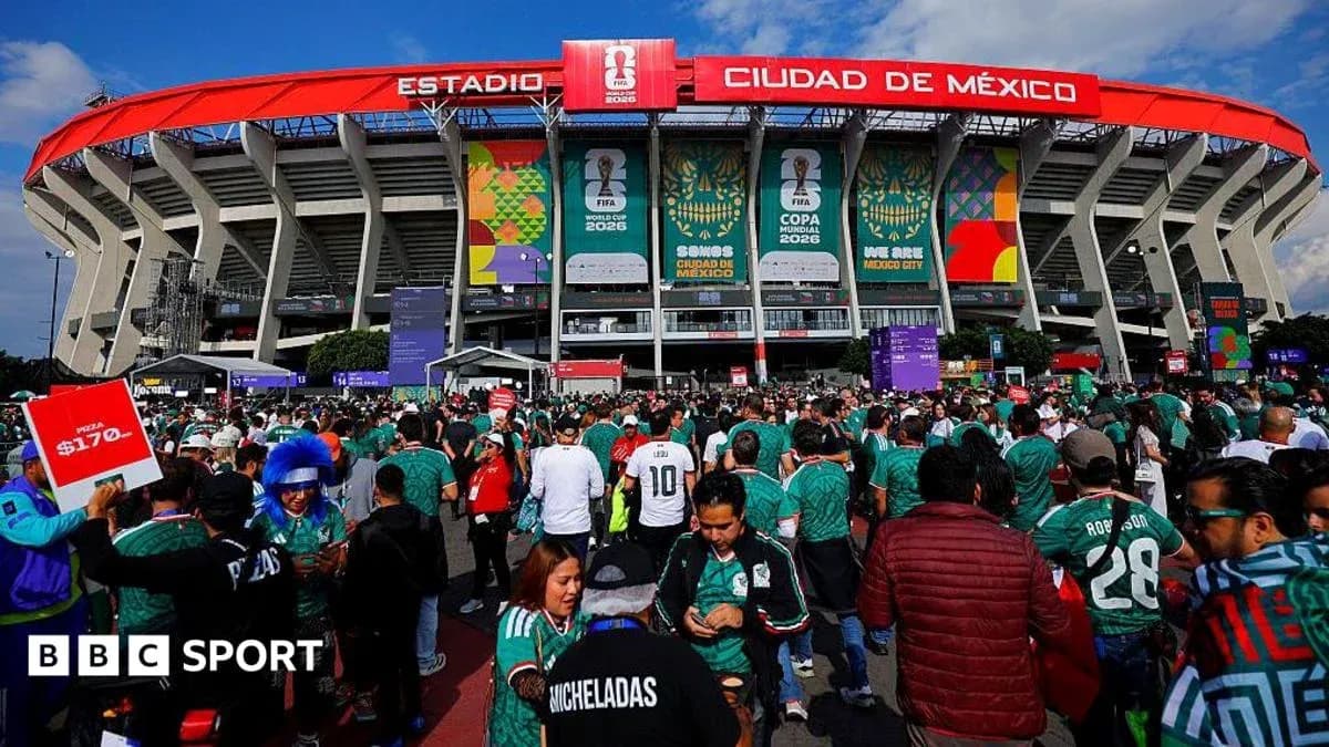 Fans gathered outside Estadio Ciudad de México Fans gathered outside Estadio Ciudad de México
