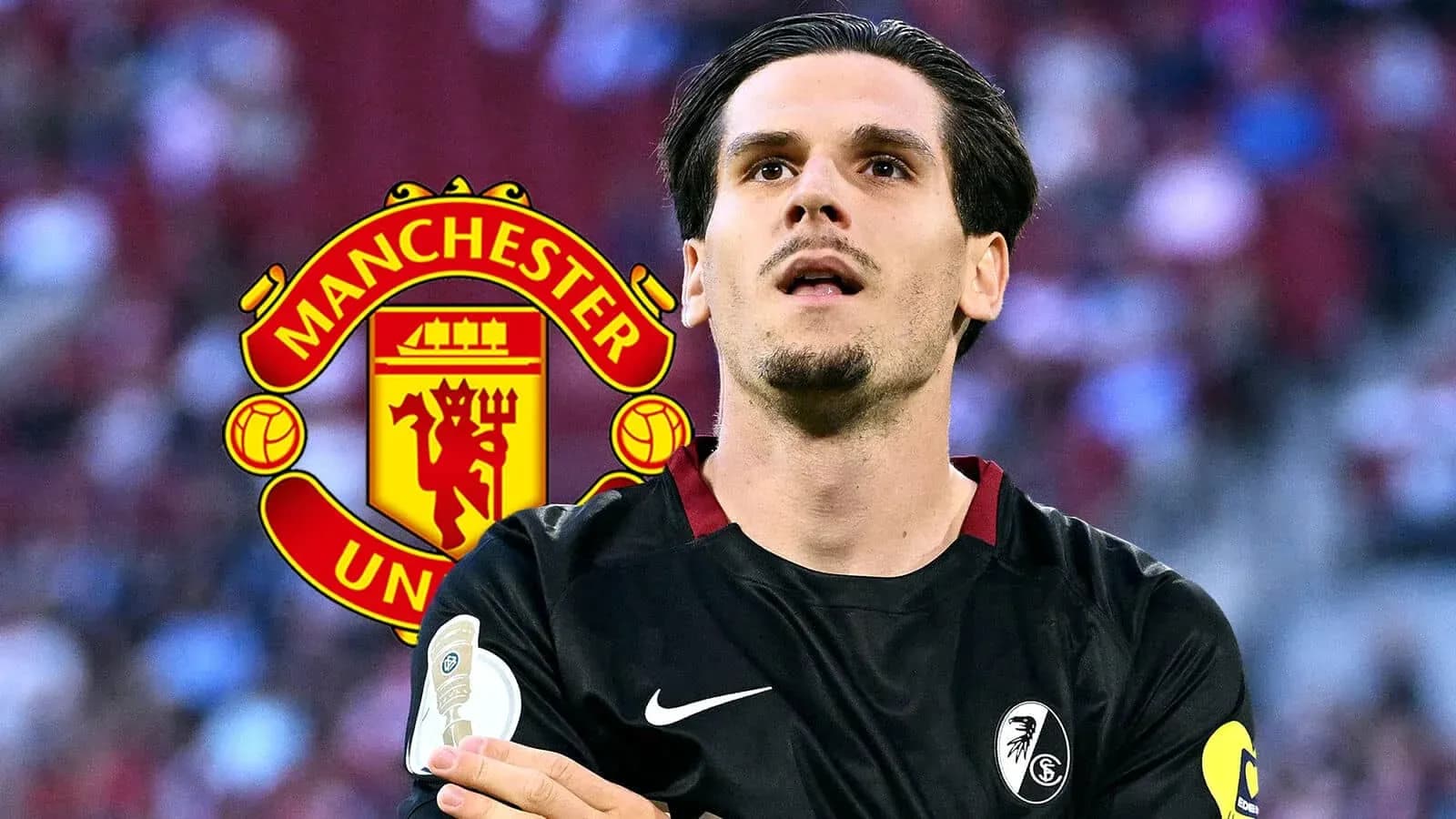Futbolchi maydonda, Manchester United logotipi fonida Futbolchi maydonda, Manchester United logotipi fonida